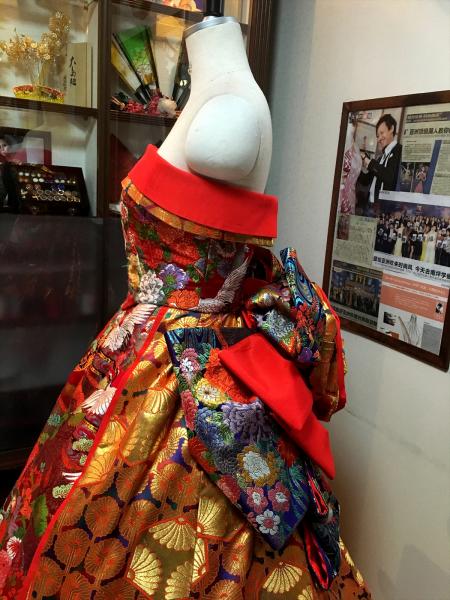 Kimono Dress Red Gold Uchikake [Floral]10