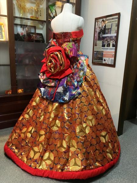 Kimono Dress Red Gold Uchikake [Floral]16