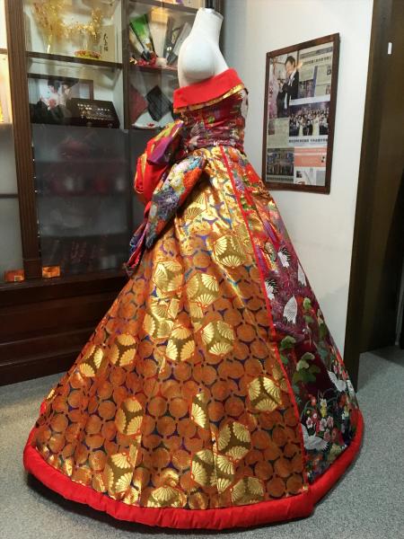 Kimono Dress Red Gold Uchikake [Floral]18
