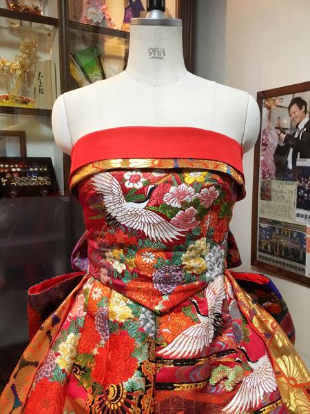Kimono Dress Red Gold Uchikake [Floral]2