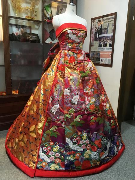 Kimono Dress Red Gold Uchikake [Floral]20