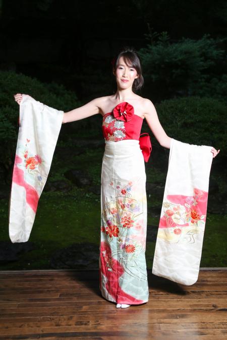Kimono Dress White Furisode [Floral]3