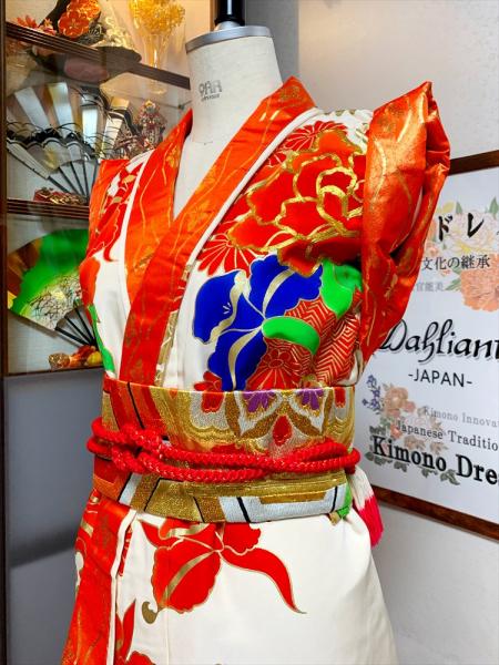 Japanese Kimono Dress Uchikake [Floral]6