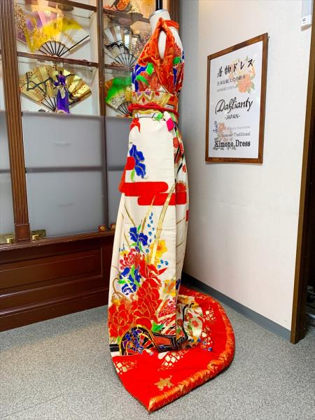 Japanese Kimono Dress Uchikake [Floral]7
