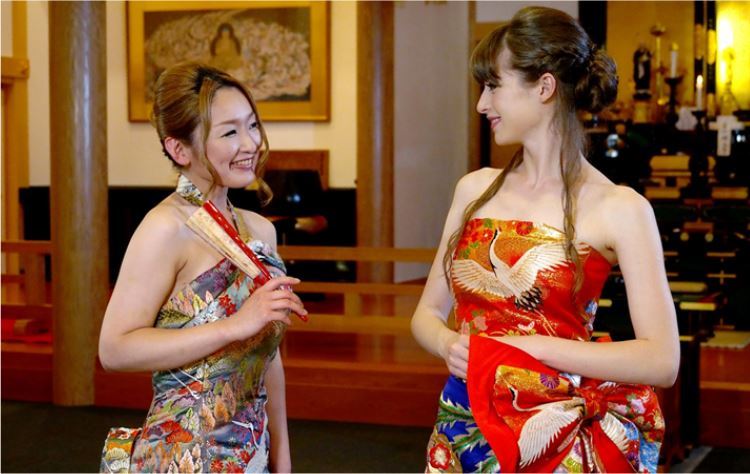 Japanese Kimono Dress two shot