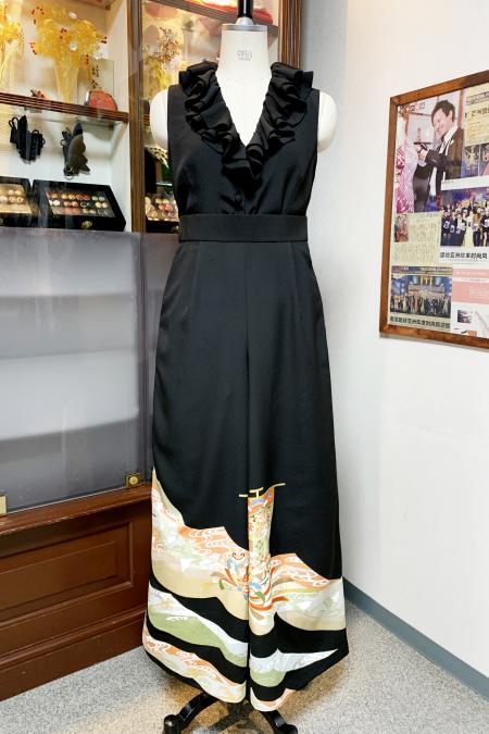 Japanese Kimono Dress Tomesode [Treasure ship]19