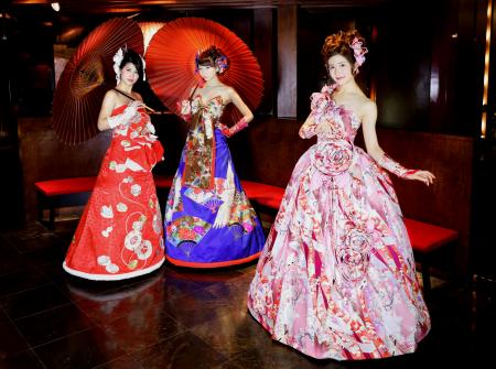着物ドレス 黒・金・銀 打掛 [蝶、花、兎]20