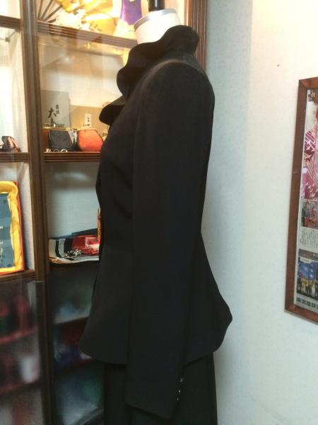 留袖ドレス 黒 2ピースタイプ [風景]7