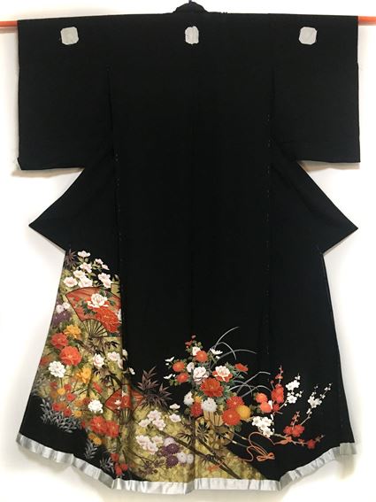 No.04038Tomesode Gold [Flower] Silk Unused temporary tailoring<br>Unused temporary tailoring