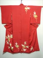 No.05002Lowering Red [Flower] Silk<br>Used Kimono