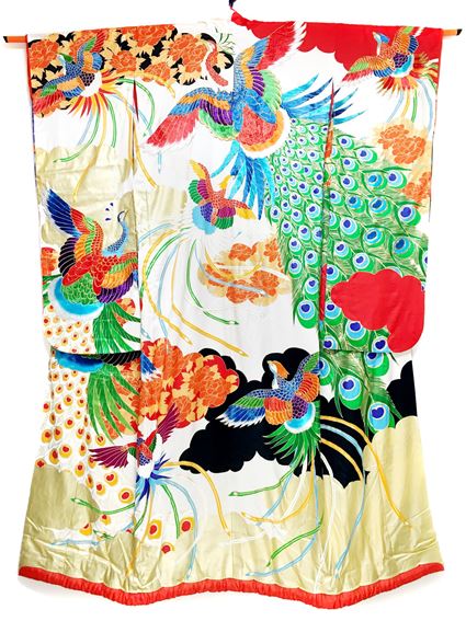 No.01040Uchikake Gold, White [peacock] Silk<br>Used Kimono